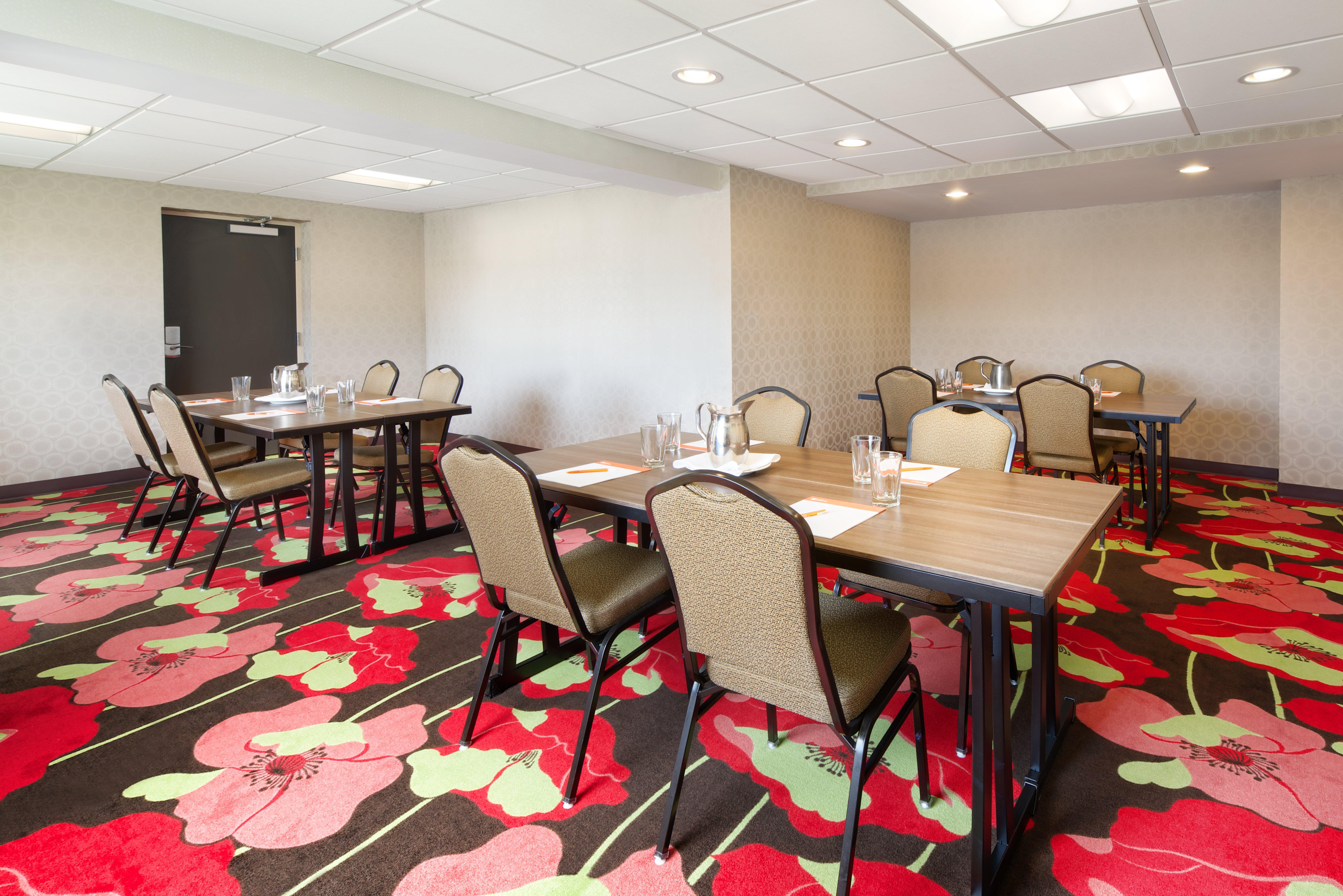 Hotel Indigo Cleveland Beachwood By Ihg Exterior foto